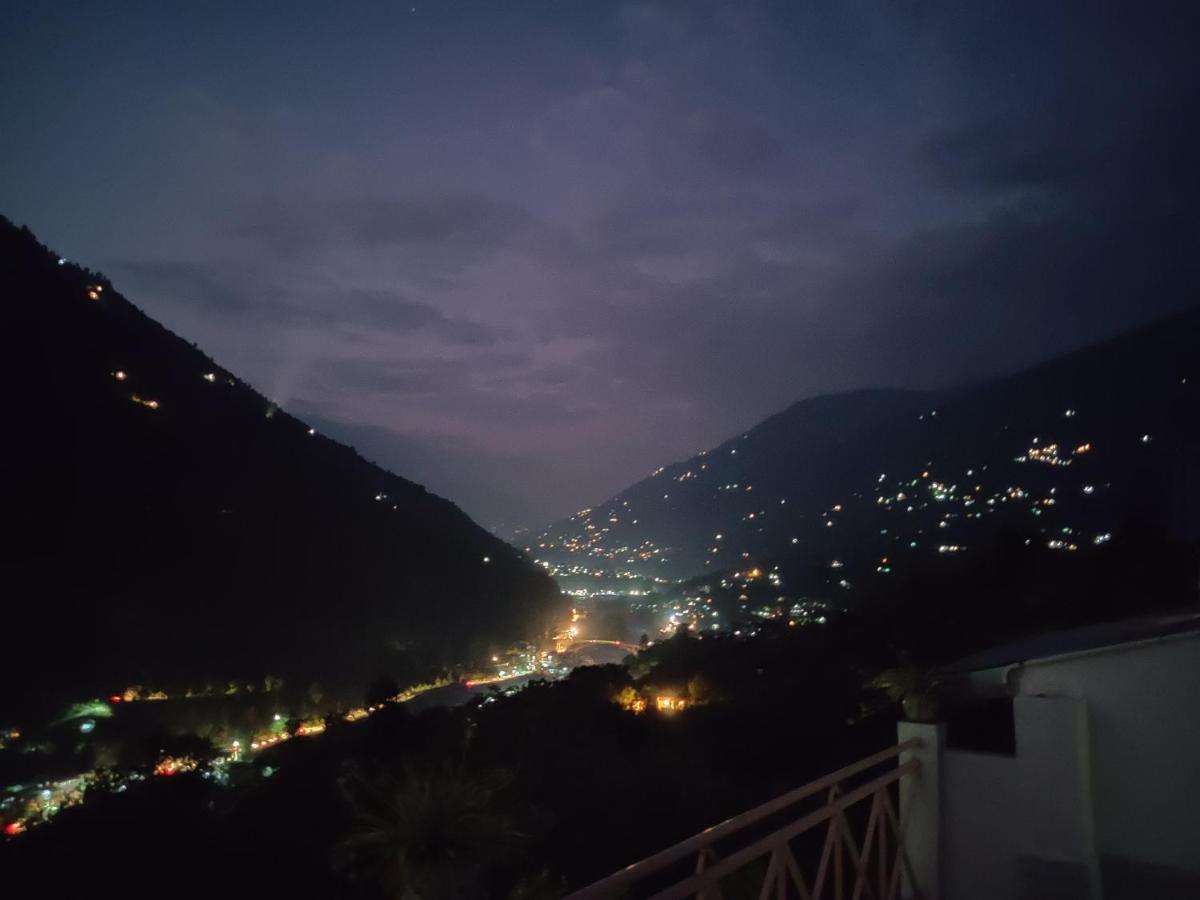 Aashirwad Homestay Кулу Екстер'єр фото