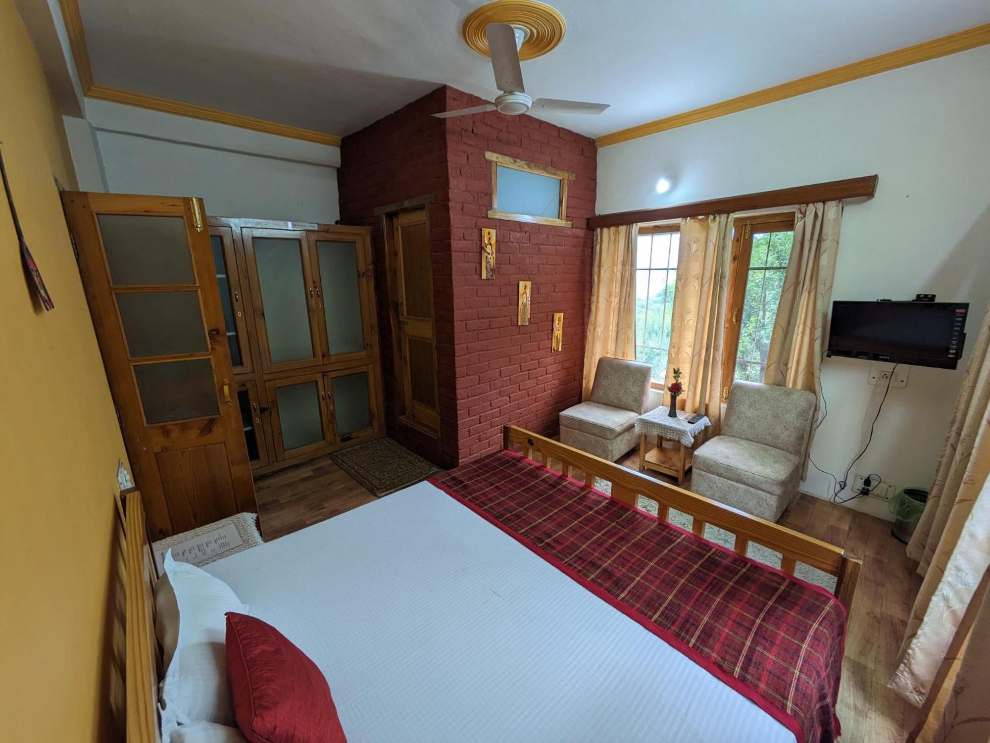 Aashirwad Homestay Кулу Номер фото